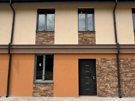 Готовий таунхаус в Ворзелі. Зручний виїзд Розтермінування, єОселя Ворзель