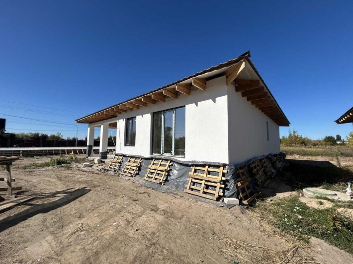 Одноповерховий будинок в Білогородці 108 м.кв. 4 сотки Газ - фото 1