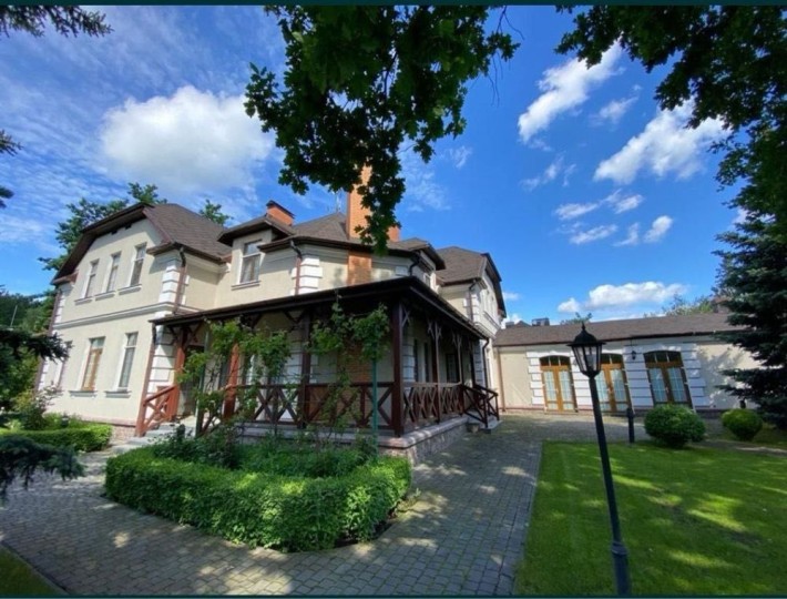 Коттедж в Козине премиум класса в городке с охраной в хвойном лесу - фото 1