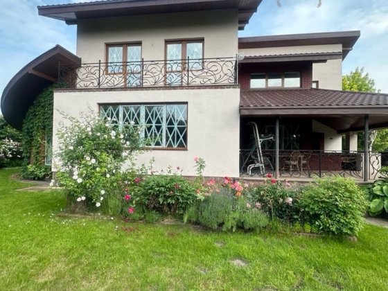 Продаж будинку 290 м² в с. Гатне Гатное