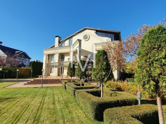 Будинку з ділянкою на 45 соток, 700 кв.м, 5 кім, вихід на воду. Козин Козин