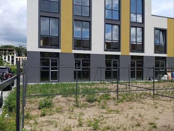 Продаж Таунхаус 132 м2 з двориком та парковкою ЖК Санвіль Святопетровское