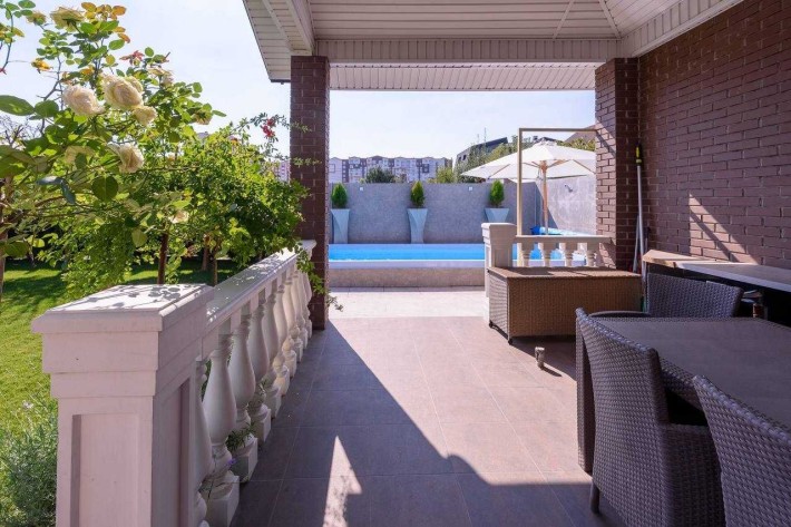 Продам ШИКАРНИЙ будинок 200м2! 10 соток! с.Крюківщина! - фото 1