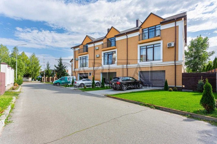 Продаж таунхаусу / Козин / окупність 8 років / 230м2 - фото 1