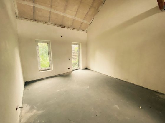 Таунхаус готовий до ремонту Ворзель