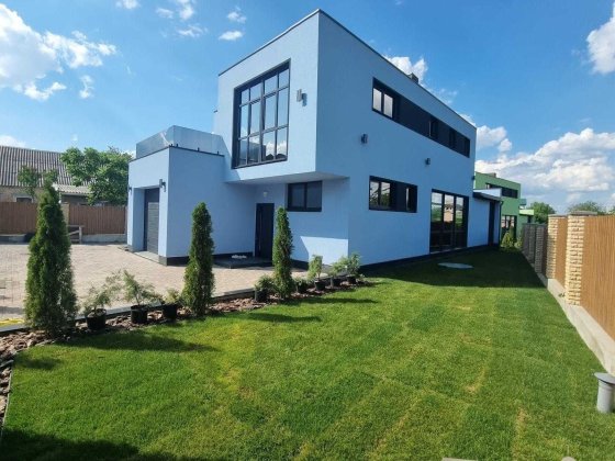 Продаж будинку 210м2 c.Гатне Hi-Tech Гатное