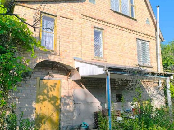 Козин, продаж дачного будинку на "Дамбі". Козин