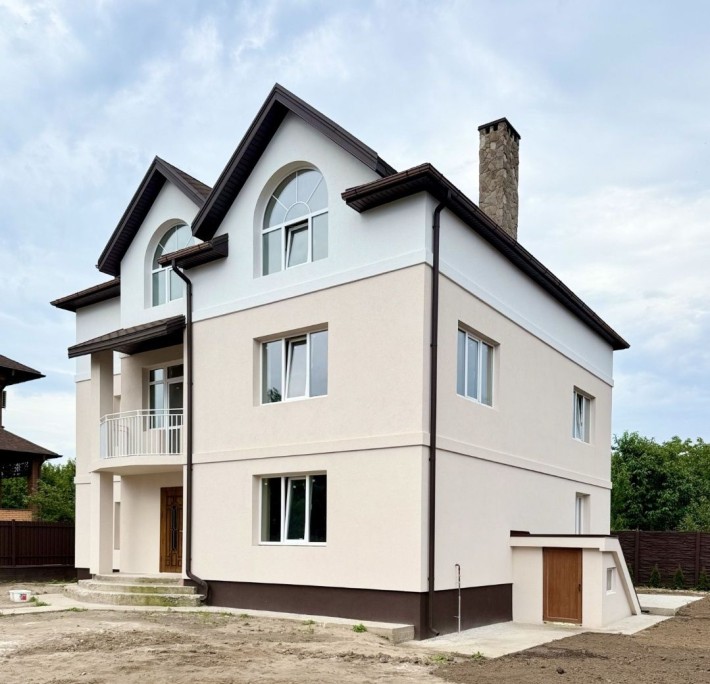 Продаж будинку с. Гатне до метро Теремки-4 км Без % - фото 1