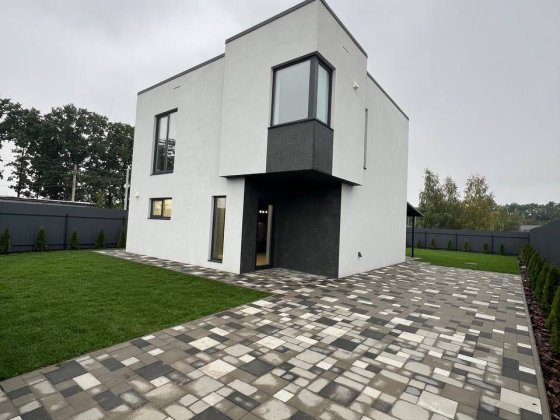 Продається будинок з ремонтом!!! Крюковщина