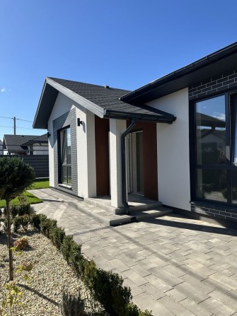 Будинок з ремонтом , меблями і технікою/ Гатне - фото 1