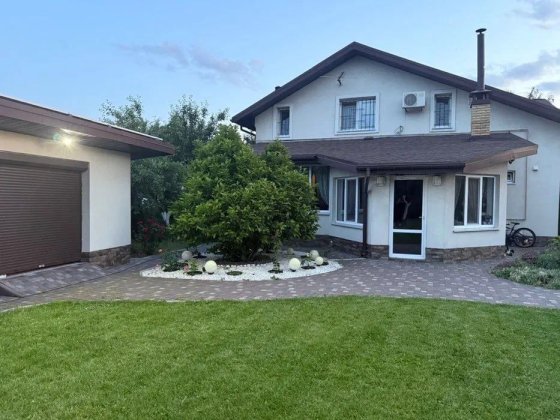 Дом подключен к Солнцу бассейн с подогревом генератор камин газ Крюковщина