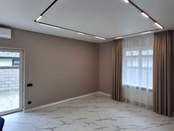 Будинок з готовим новеньким ремонтом, ГАЗ, напроти ліс! Тераса зручна! Ворзель