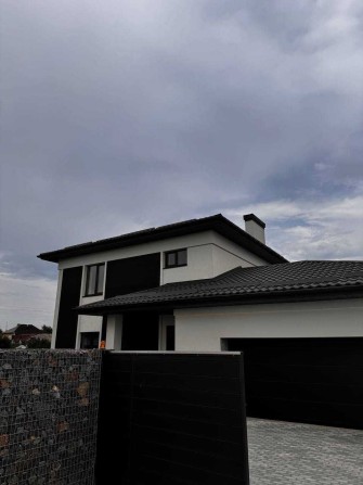 Продаж дизайнеського будинку із гаражем на 216м.кв - фото 1