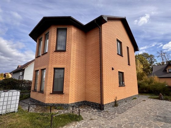 Затишний Будинок з Ремонтом Меблями та Технікою Ворзель