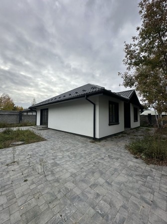 Будиноу у Ворзелі поруч з лісом . Готовий до ремонту - фото 1