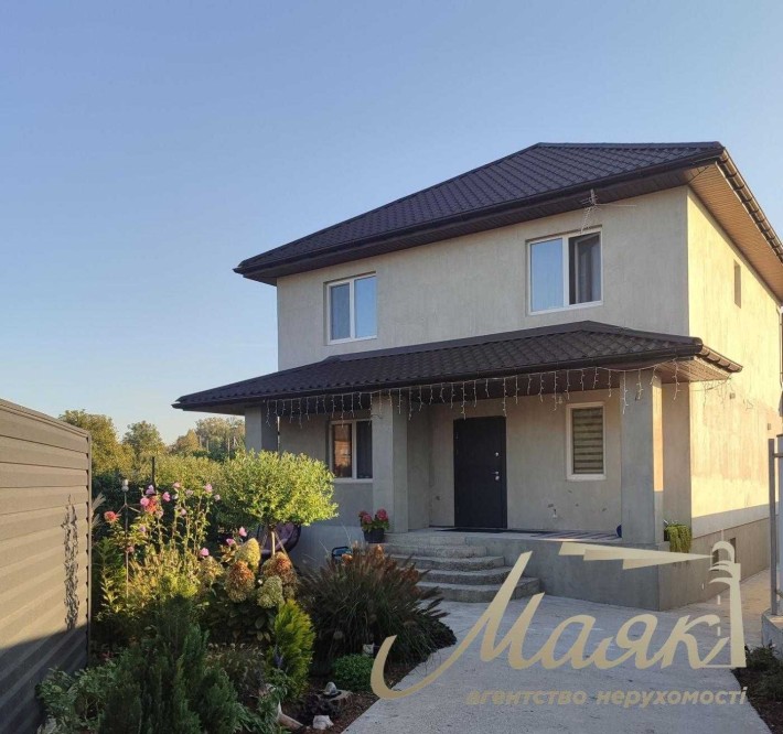 Продаж двоповерхового будинку з ремонтом 209м2 в с.Ходосівка. - фото 1