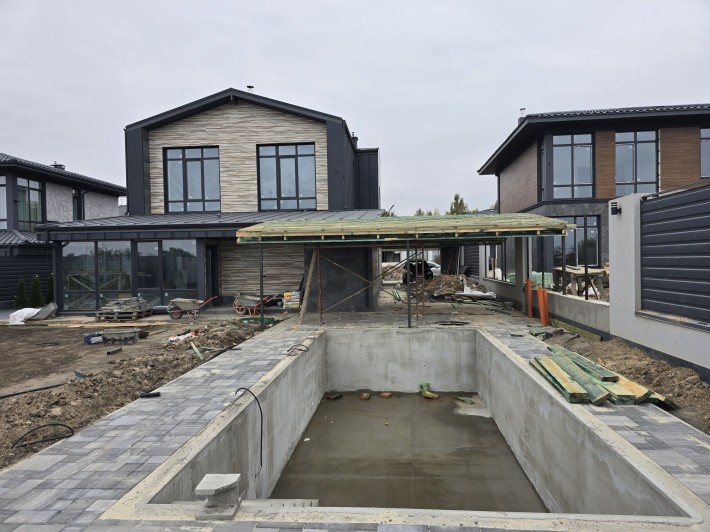 Будинок 235 м2 ціна з ремонтом басейном камін тепл насос с. Ходосівка - фото 1