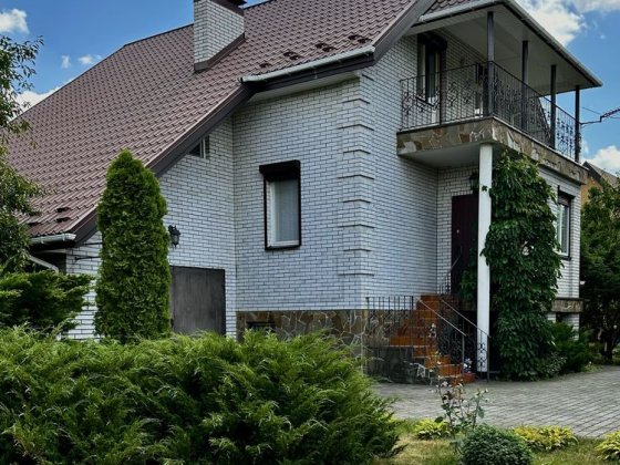 Продаж Будинок Гнідин 234 м2 15соток  Бориспільський район Гнедин