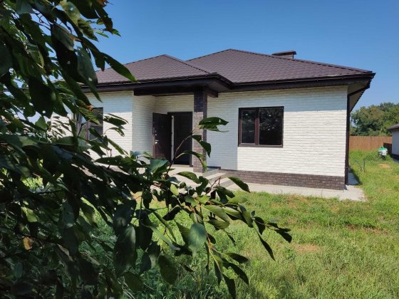 Дом будинок с Вишеньки 145м2 + барбекю 40м2,  12сот, поруч з центром Вишеньки