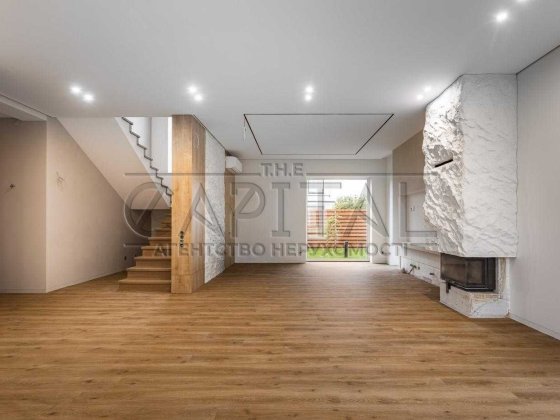 Сучасний будинок з басейном, закритому КМ, с. Ходосівка, Обухівський Ходосівка