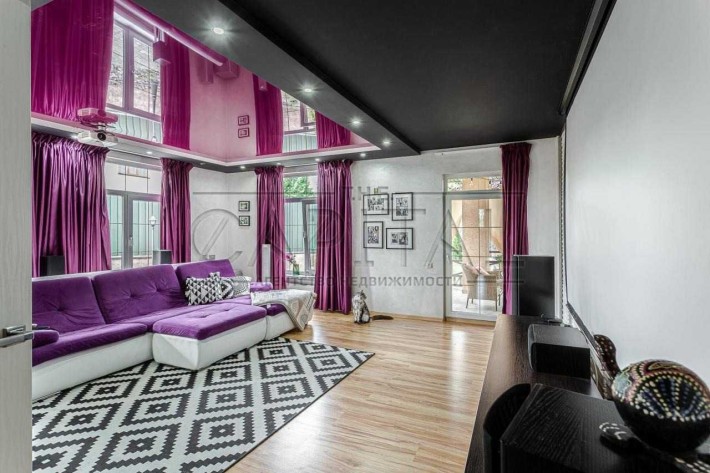 Продаж / Будинок / 352 м2 / Гореничі / вул. Депутатська - фото 1