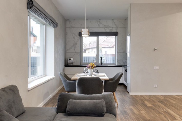 Будинок, с. Гнідин із сучасним ремонтом і меблями, НОВИЙ - фото 1