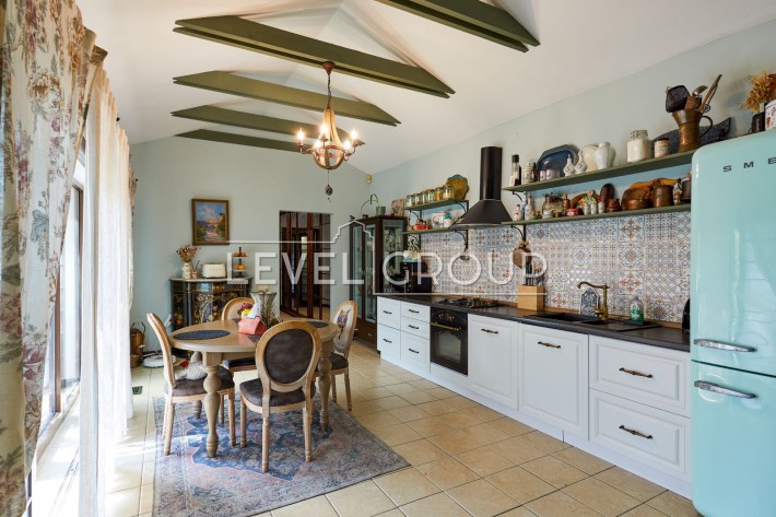 Гореничі будинок 274 м2 з садом 12 соток. - фото 1