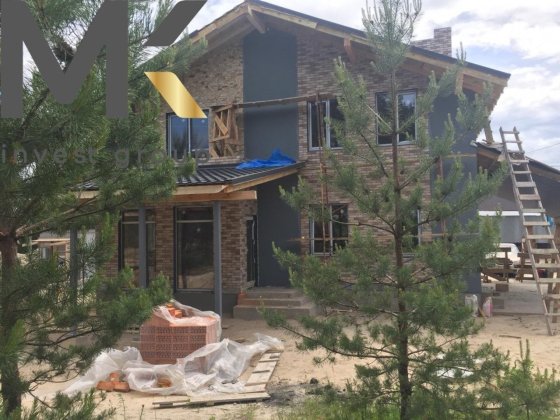 Будинок на стадії будівництва Гореничі