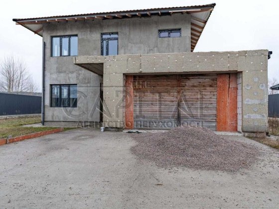 Пропонується до продажу будинок у мальовничому місці – Гнідин,214м Гнедин