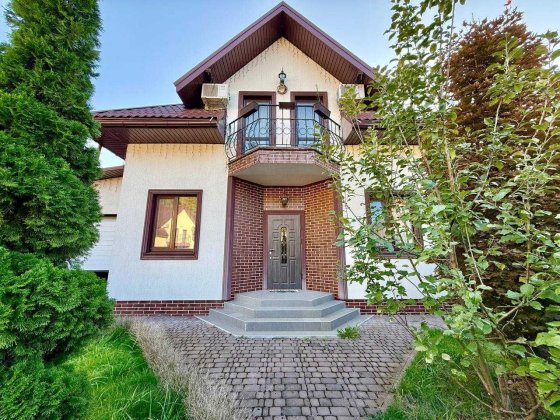 Продаж чудового будинку в котеджному містечку Гнідин під Києвом Гнедин