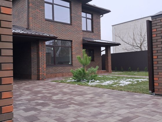 6 км до Києва.Вихід у ліс. Асфальт.Відео