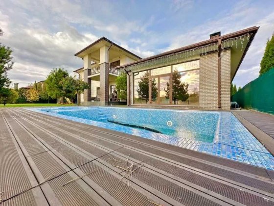 (Без%) Золоче, Zoloche, Рівьера, вихід на річку, Вишеньки Вишеньки