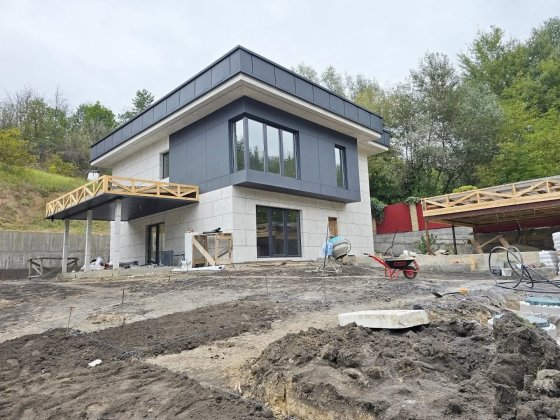 Будинок 230 м2 панорама газ 16 соток газон с. Лісники поруч Ходосівка Лесники