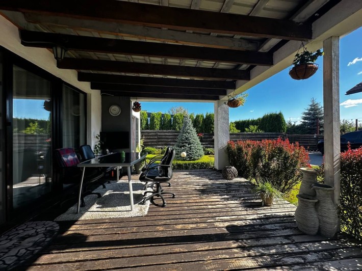 КМ з Озером ( Київ 10км) Сучасний Будинок 2 спальні. Облаштован. - фото 1