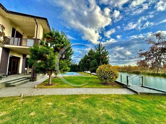 КМ "Золоче" Продаж сучасного будинку 256кв.м. з ремонтом с.Вишеньки Вишеньки