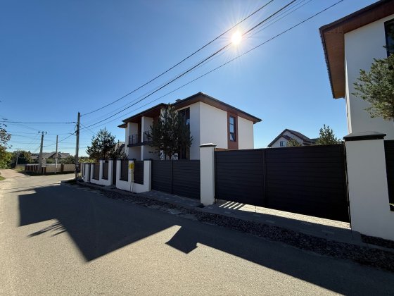 Продаж будинку, дуплекс 118 м2 - Гореничі. Ділянка 3 сот. Газ, №35-7 Гореничі