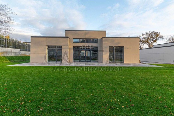 Продаж будинку в закритому КМ Лісники - фото 1