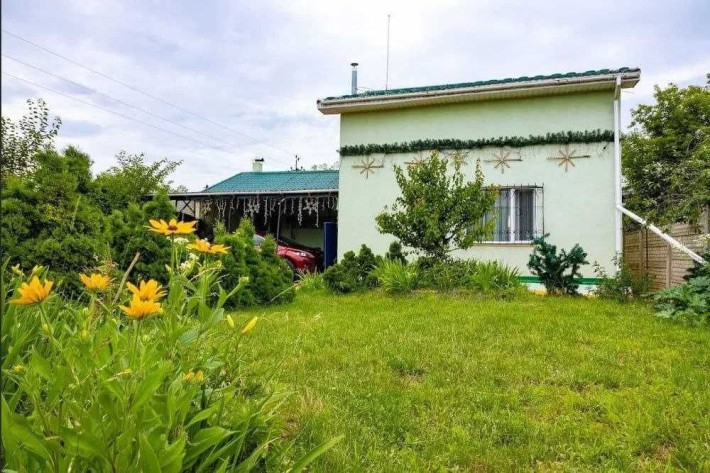 Возле метро совсем рядом дом с мебелью - фото 1