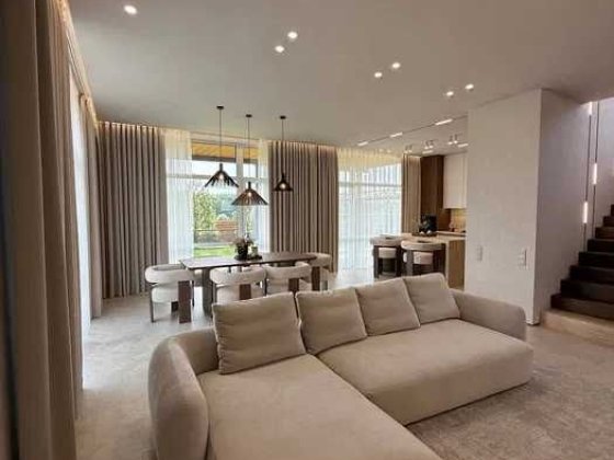 ПРОДАЖ будинок 200 кв.м, 7,5 соток. Ремонт, газ, меблі. Ходосівка Ходосівка