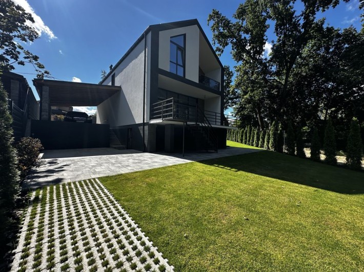 Продам будинок з бомбосховищем поряд з Києвом - фото 1