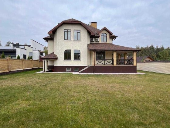 Будинок із сауною, спортзалом і гостьовим котеджем|12 соток біля лісу Гореничі