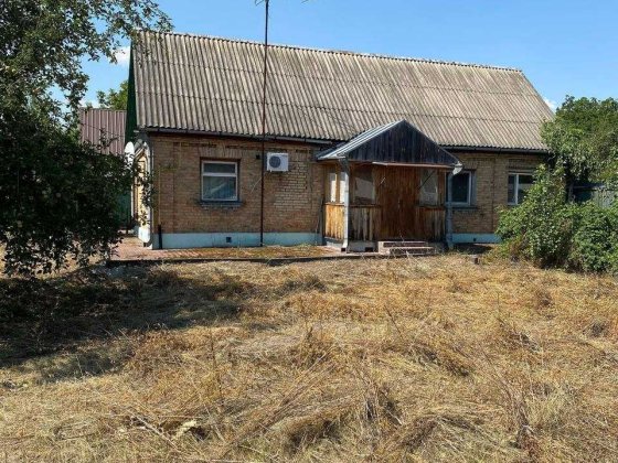 Будинок з ділянкою 8,3 сотки, центральна вулиця, Віта-Поштова Віта-Поштова