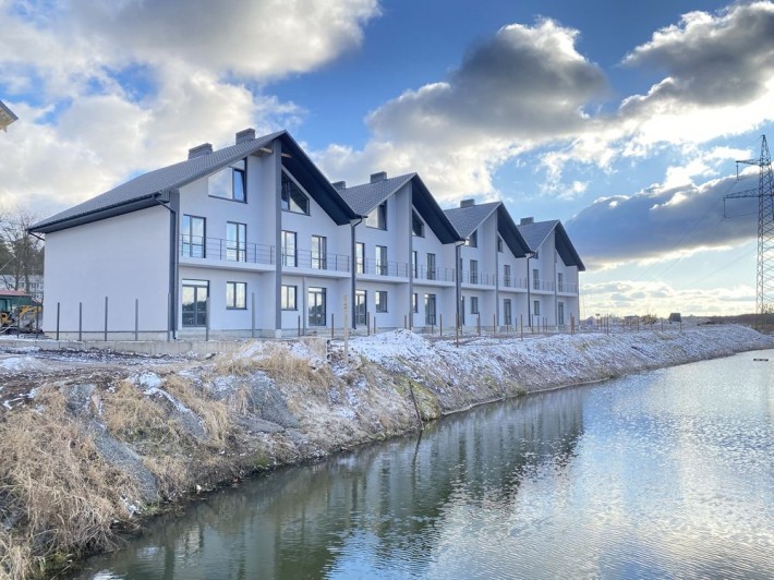 Житло Стоянка, Київ, Таунхауси недорого - фото 1