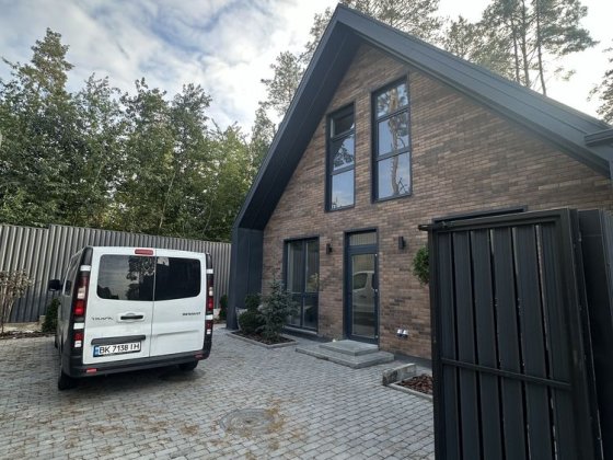 Таунхаус з ремонтом, меблями і технікою / без комісіі Віта-Поштова