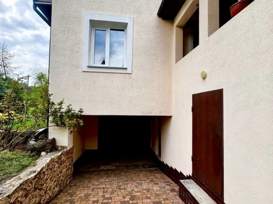 БЕЗ КОМІСІЇ. Будинок біля Києва з ділянкою 32 сотки