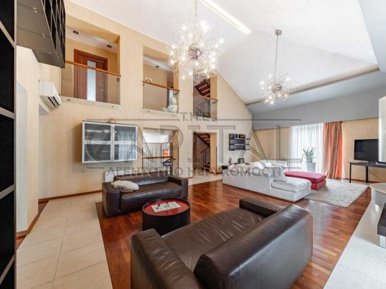 Продаж/Будинка/з ремонтом 500 м2/Київ/Підгірці/КГ Альпійка/ГАЗ Підгірці