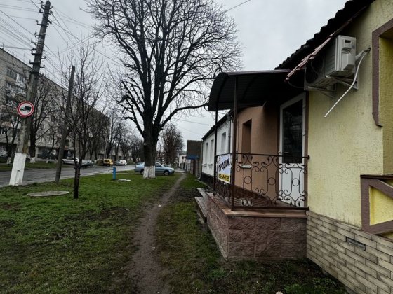 Терміново! Продам ч.будинка,або обміняю на діляку,або на машину! Сквира