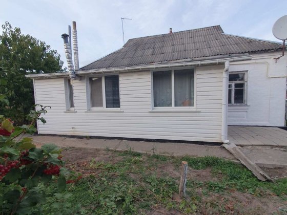 Продаж будинку . М.Тараща Тараща