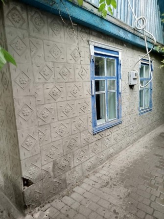 Продам будинок смт.Рокитне ЦЕНТР міста - фото 1