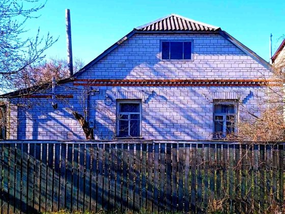 Продаж будинку з гаражем  Макарів Бучанський р-н. 36000 у.о. Макарів